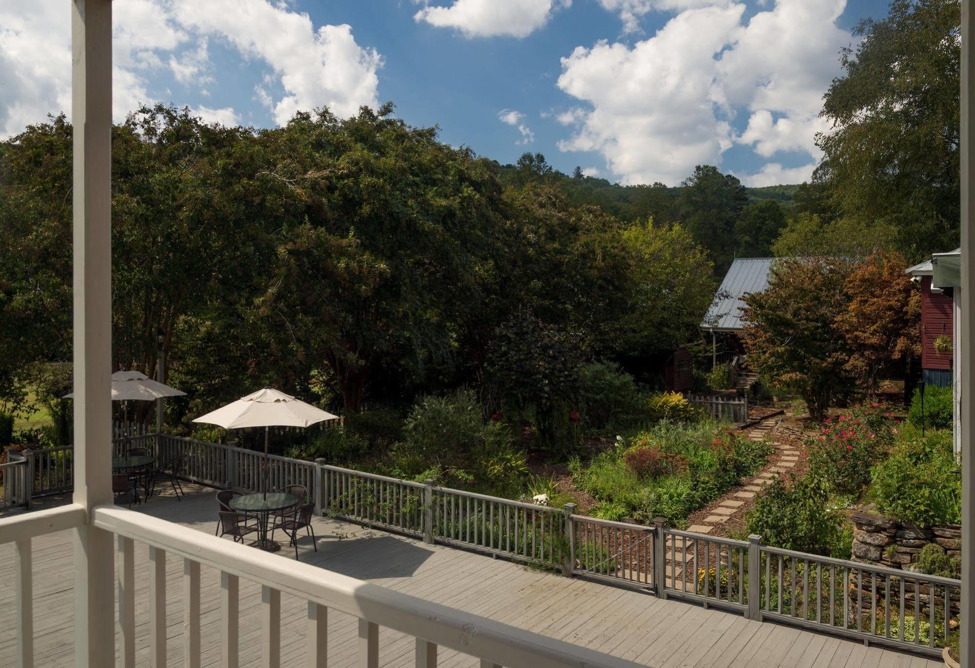 Glen-Ella Springs Hotel & Restaurant Clarkesville Εξωτερικό φωτογραφία